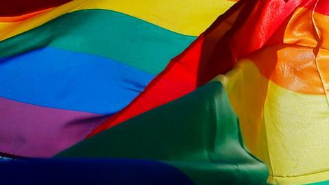 Rusia aprueba ley que prohíbe cambiar de sexo vía médica