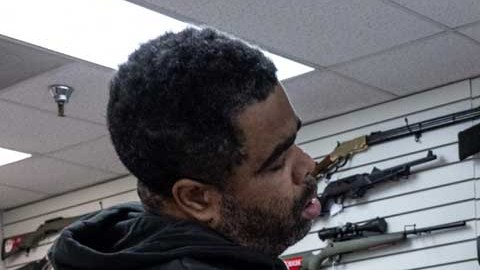 En EE.UU. es legal la compra de armas, incluso de asalto, que son usadas por el Ejército.