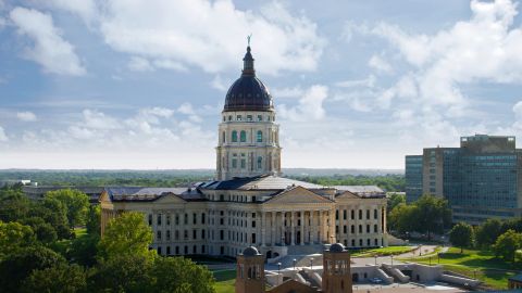 La ciudad de Topeka es la capital de Kansas.