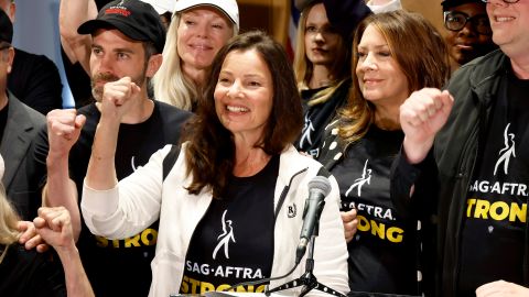 Fran Drescher y demás miembros de SAG- AFTRA.