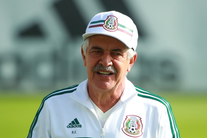 Ferretti en un entrenamiento de El Tri. Hector Vivas - Getty Images.