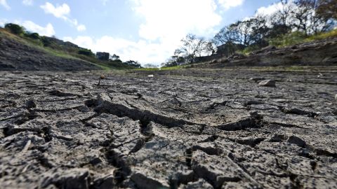 El fenómeno El Niño puede causar climas extremos en el sur de California.