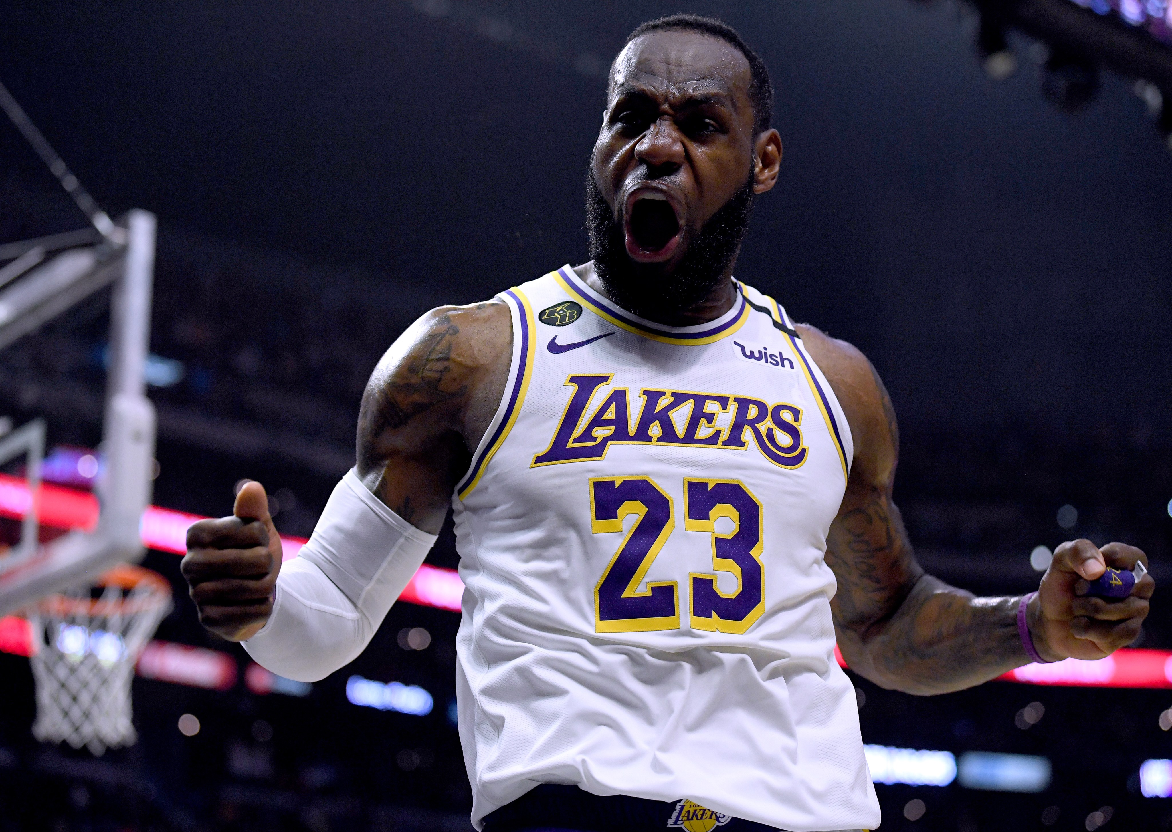 Los Angeles Lakers retirarán el número 23 de LeBron James cuando