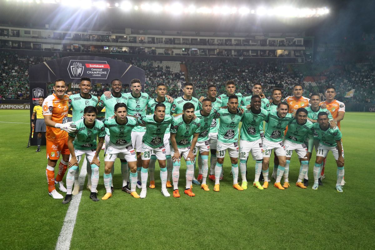 Jugadores del Club León en la final de la Concachampions. 