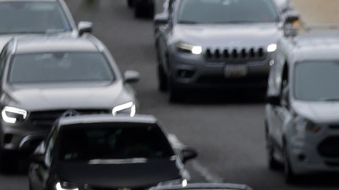 Las personas que transporten a indocumentados hacia Florida enfrentarán prisión.