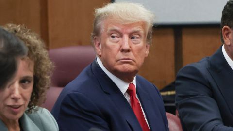 El expresidente Trump enfrenta 34 acusaciones criminales en una corte del estado de Nueva York.