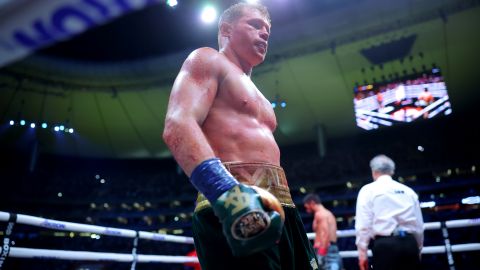 Saúl 'Canelo' Álvarez en su pelea contra John Ryder en Guadalajara, 6 de mayo de 2023.