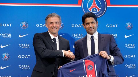 Luis Enrique y el presidente del PSG Al-Khelaïfi.