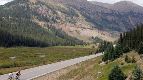 Cuerpos encontrados en campamento de Colorado eran de una familia que intentaba vivir desconectada de la ciudad