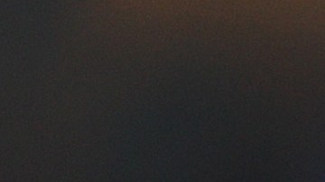 Julio Urías, con el jersey versión barrio de los Dodgers, en acción durante el juego contra Pittsburgh.