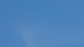 Inundaciones en Vermont dejaron tramo de las vías del tren colgando en el aire