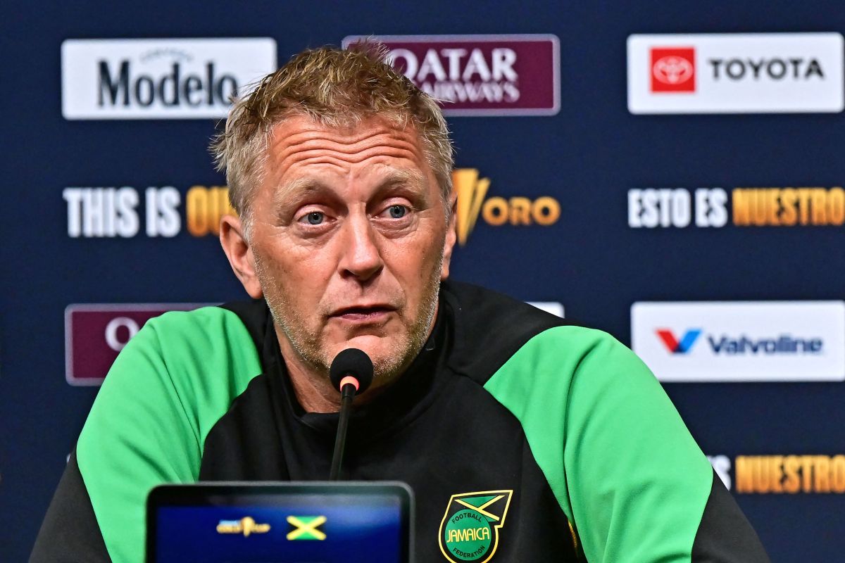 el-seleccionador-de-jamaica-habl-sobre-m-xico-y-su-resbal-n-ante-qatar