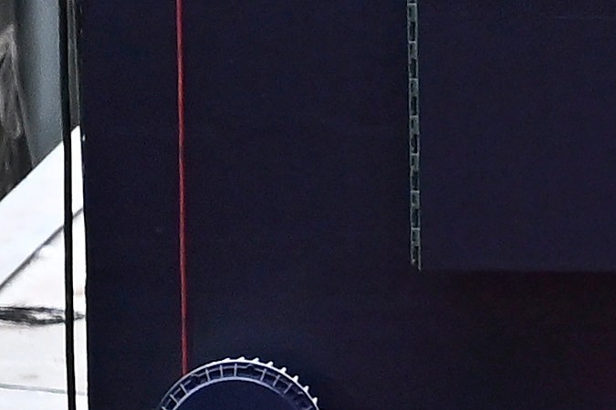 Los voluntarios atrapan un golpe de pelota durante el T-Mobile Home Run Derby en T-Mobile Park el 10 de julio de 2023 en Seattle, Washington. Foto: Alika Jenner/Getty Images.