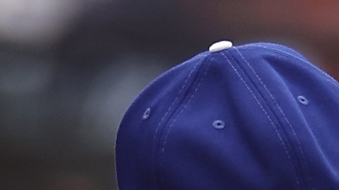 Betts terminó la primera mitad encendido con el bate.
