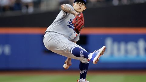 Julio Urías dominó a los bates de los Mets.