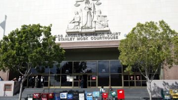 LOS ANGELES- CA, MARCH 2: Los Angeles Superior Court Stanley Mosk Courthouse March 2, 2004 in Los Angeles Hills, California. (Photo by Frazer Harrison/Getty Images) *** Local Caption ***