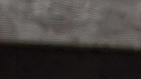 Jóvenes brasileños jugando en una calle.