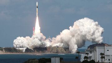 Motor de cohete japonés explota durante prueba, asentando duro golpe a industria aeroespacial nipona