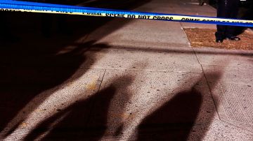 Tiroteo en Baltimore deja 2 muertos y decenas de heridos