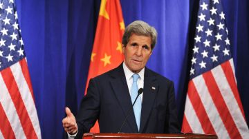 Enviado de EE.UU. para el clima, John Kerry, llega a China en busca de acuerdos contra el cambio climático