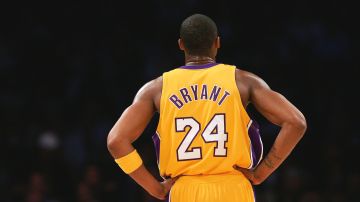 Kobe Bryant usó el 8 y el 24 durante su etapa con los Lakers.