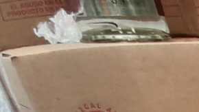 Marina en México halla cargamento con casi 12,000 libras de metanfetamina ocultos en botellas de mezcal