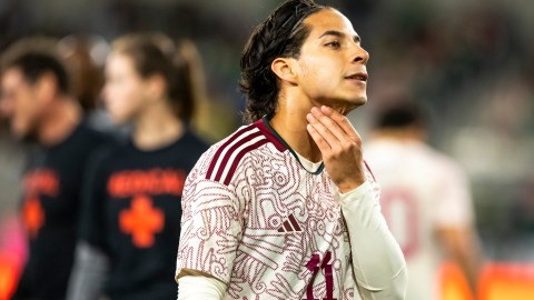 Lainez jugó 30 minutos ante Qatar.