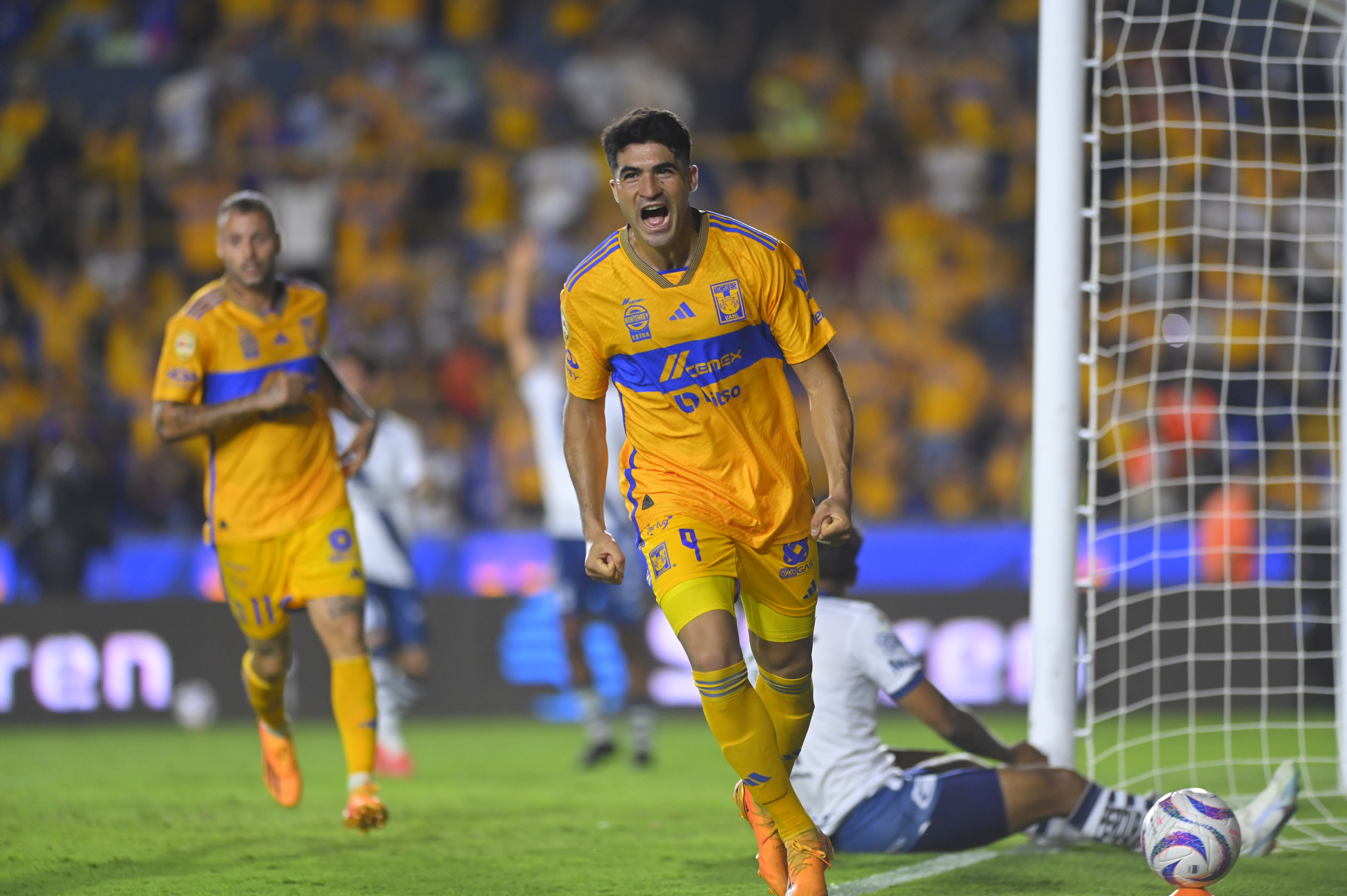 Nicolás Ibáñez Salva A Tigres De La UANL Y Le Da El Empate Ante Puebla ...