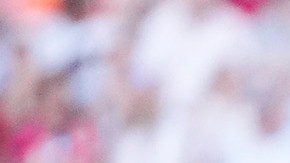 Espinosa (Derecha con el banderín) no pudo terminar el encuentro.