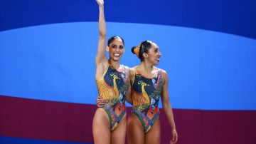 Nuria Diosdado y Joana Jimenez durante la competencia final de Dueto de Nado Sincronizado de los Juegos Panamericanos Lima 2019.