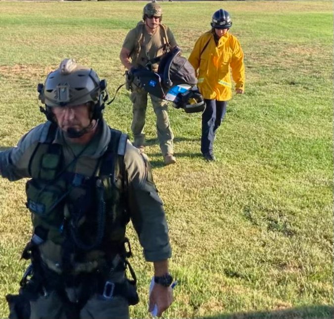 El equipo Air Rescue 5 del LASD fue el responsable del operativo.