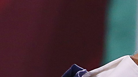 AMLO dice estar “muy contento como pavo real” porque se redujo la pobreza en México