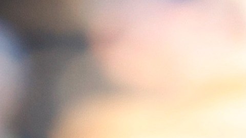 Peso Pluma hace el primer lanzamiento para los Dodgers.