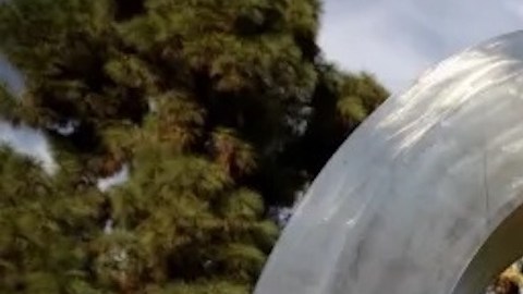 Richard Zaldívar, décadas de lucha por la comunidad LGBTQ+. (Archivo/La Opinión)