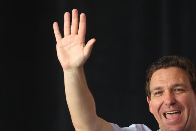 La semana pasada, DeSantis se vio obligado a recortar a parte de su equipo de campaña