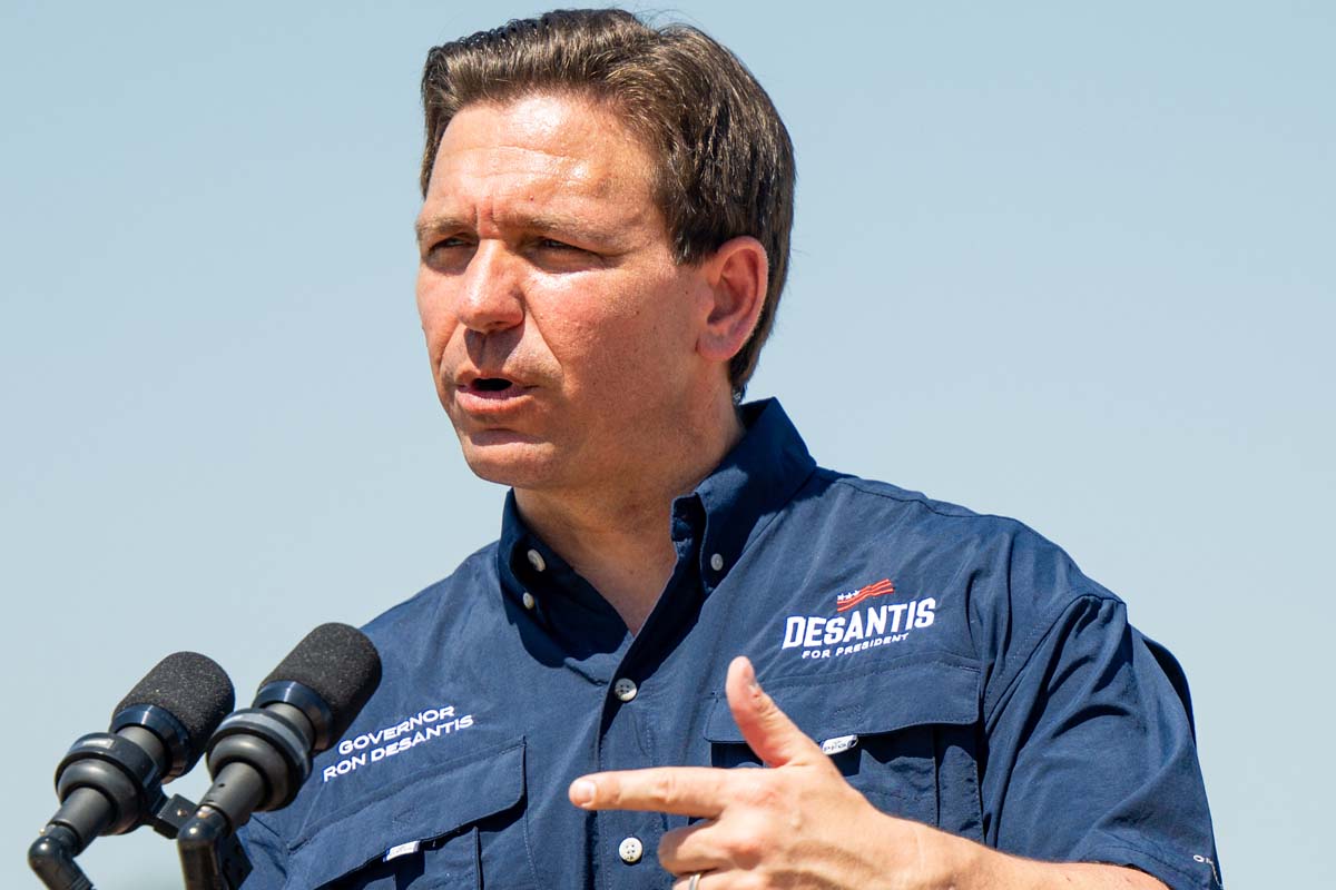 La popularidad de Ron DeSantis se vio afectada a raíz de la difusión del video donde intentó ridiculizar a Donald Trump y exhibir su mano dura frente a la Comunidad LGTBQ.