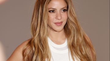 Shakira en el Fendi Couture Fall/Winter 2023/2024 show desde la Semana de la Moda en París.