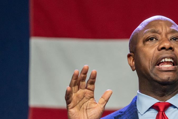 Tim Scott destina la mayor parte del dinero que recauda a la compra de publicidad en horarios estelares de televisión