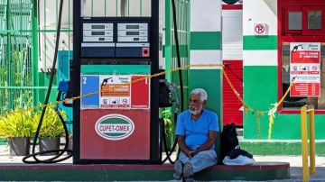 La severa crisis de combustible empuja a Cuba a buscar ayuda en su antiguo aliado, Rusia