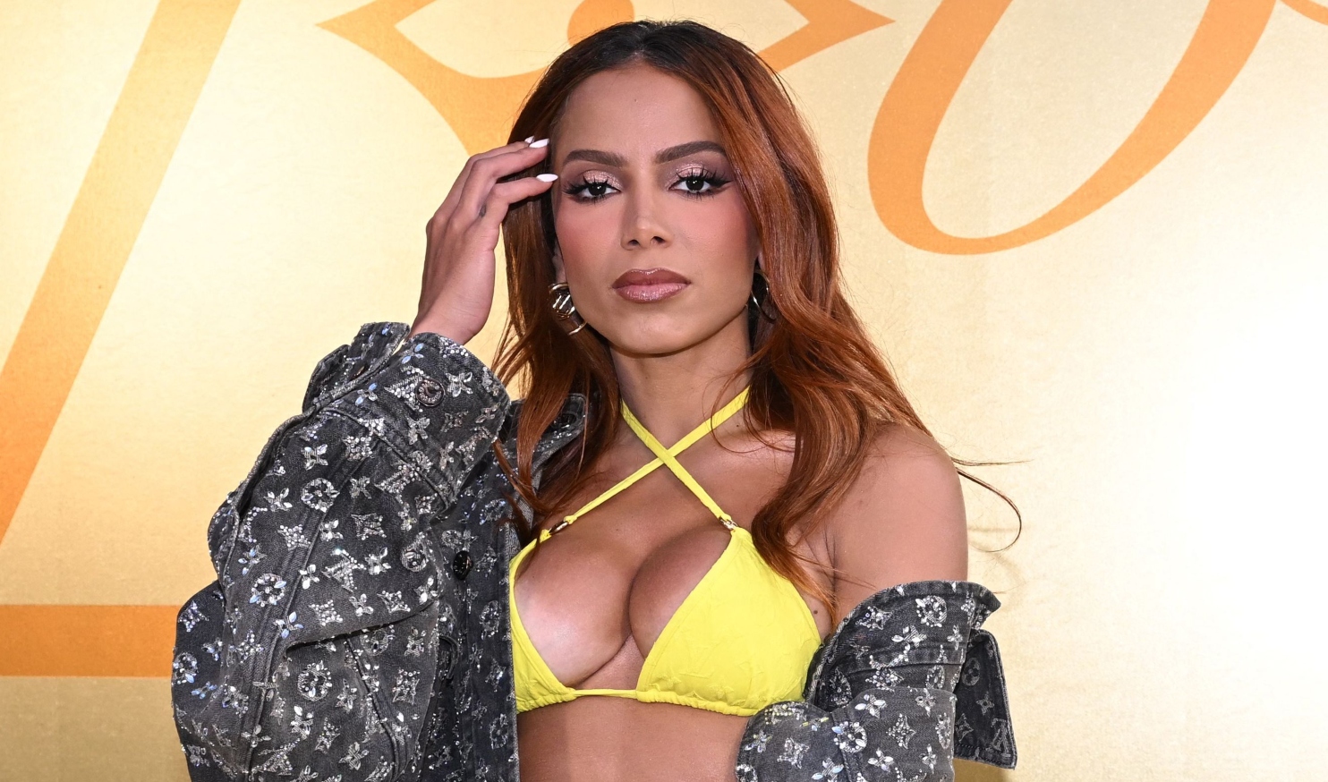 Anitta hace un sensual perreo en un club, dejando ver su bikini negro - La  Opinión