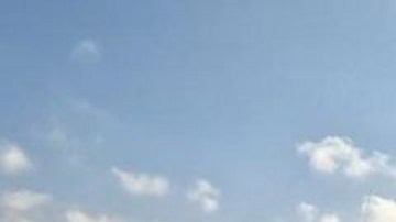 El Ocean Viking recibió una llamada de socorro a través de un teléfono de asistencia para migrantes.