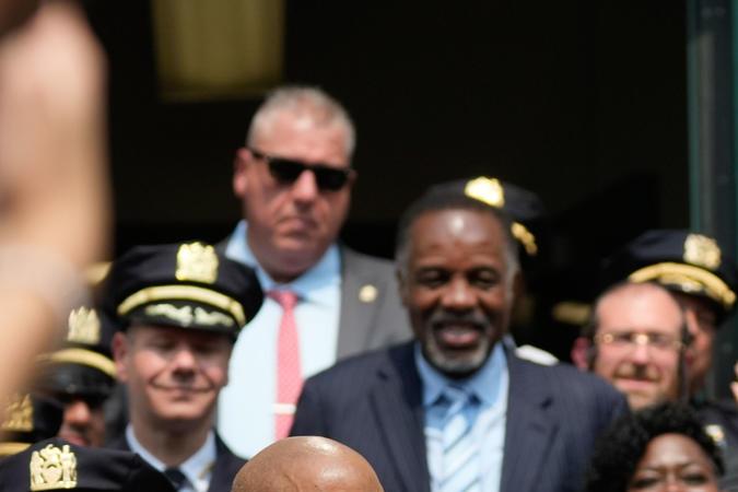 Edward Cabán se convierte en el primer latino en dirigir la Policía de Nueva York