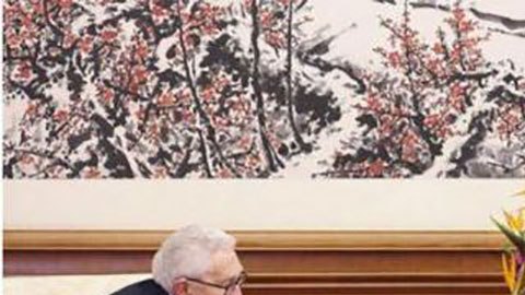 La sorpresiva reunión en Pekín del presidente Xi Jinping con Henry Kissinger, el exsecretario de Estado de EE.UU. de 100 años