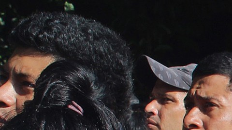 Cientos de inmigrantes esperan mucho tiempo para regularizar su situación ante las autoridades en el sur de México.