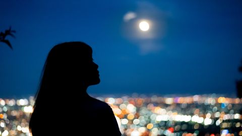La Luna llena en Acuario augura una buena semana para 3 signos del zodiaco.