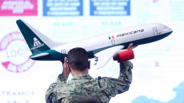 Gobierno de México llega a un "acuerdo histórico" para revivir Mexicana de Aviación