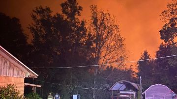 El incendio forestal más grande en la historia de Louisiana ha consumido más de 33,000 acres