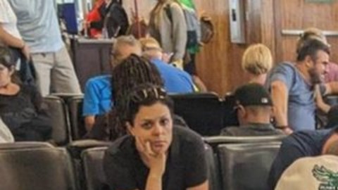 Tee Dang y su familia sufrieron quemaduras al escapar del incendio forestal en Lahaina.