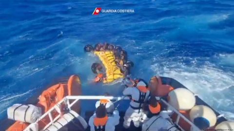 41 muertos en un nuevo naufragio frente a la isla de Lampedusa
