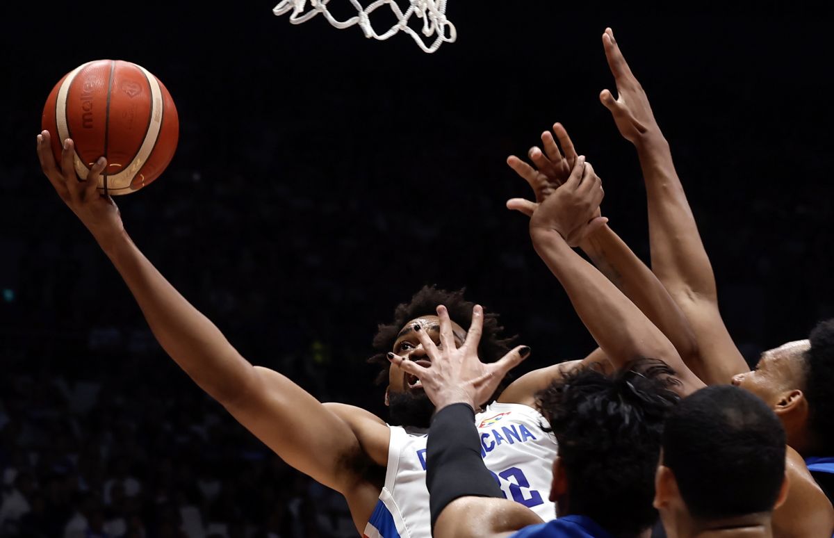 Karl Anthony Towns anotó 26 puntos en victoria de Dominicana.